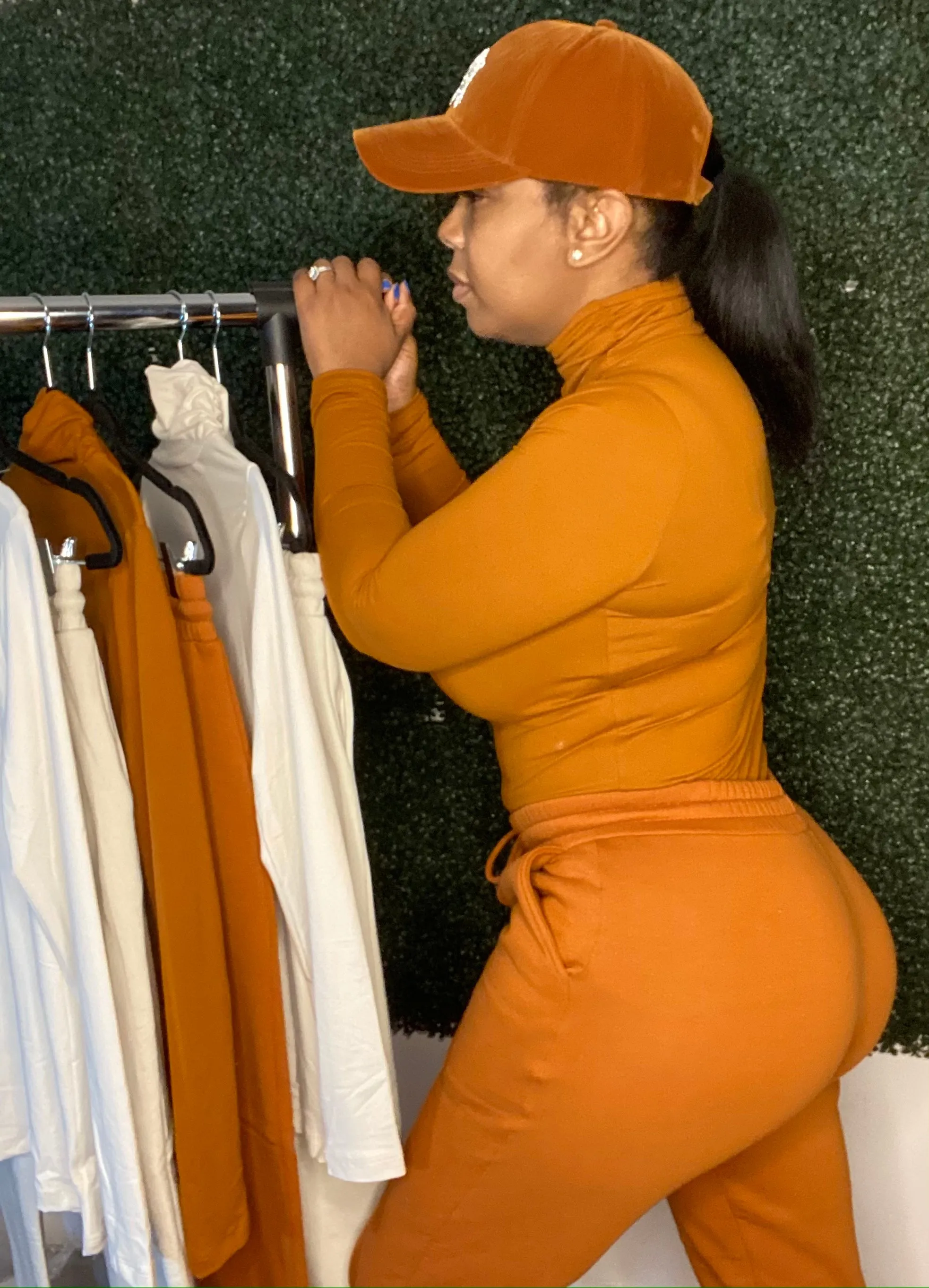 The “DAWN” LOUNGE SET