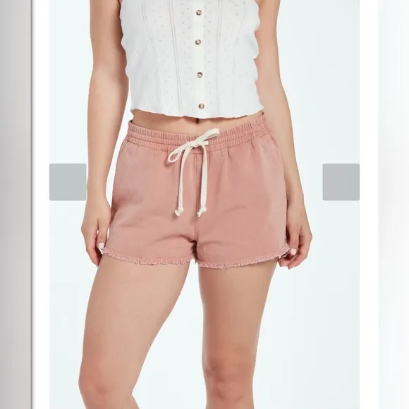 Volcom shorts (L)