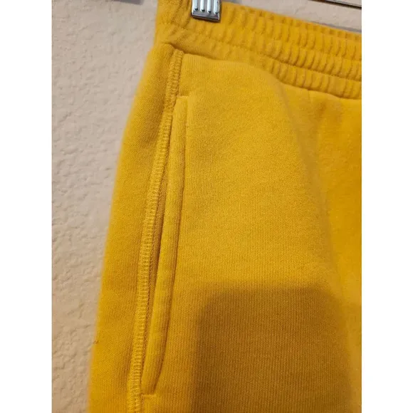 Xirena Shayne Shorts Yellow Sweat Shorts - Size XS
